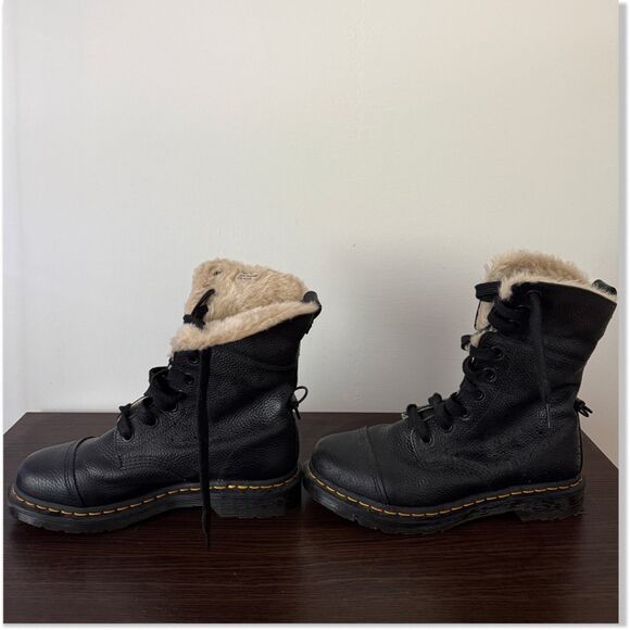 Dr. Martens Aimilita Faux Fur-lined Boots Women’s Size 10 – Black - Picture 4 of 7
